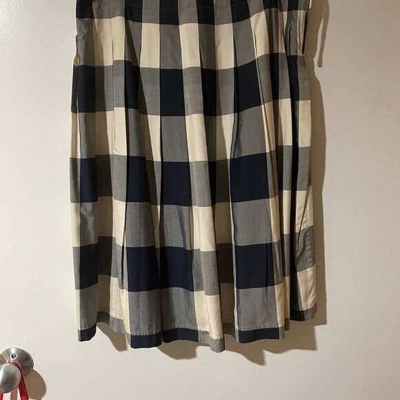Emanuel Ungaro A shape gingham skirt. Beautiful fabric and fit - Picture 5 of 5